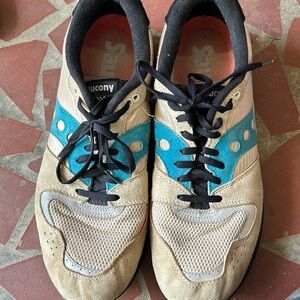 Men’s Saucony Azura size 12